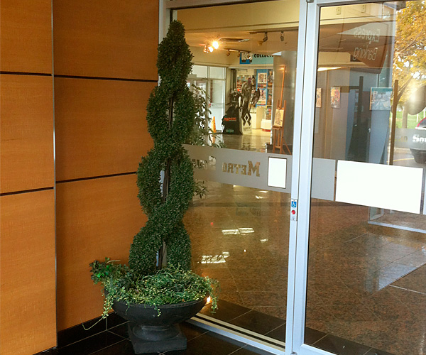 Equally Markeble Full Access Commercial Units